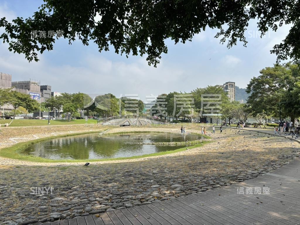 佳福青樂高樓裝潢三房車位房屋室內格局與周邊環境