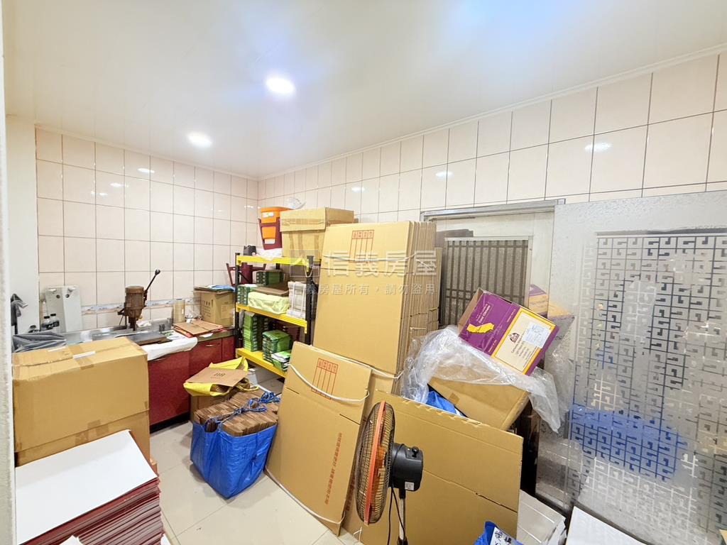 雅環獨棟採光透天房屋室內格局與周邊環境