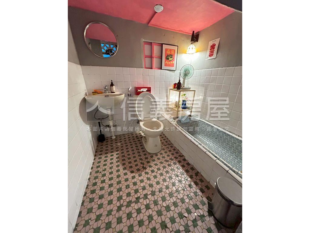 正中山東路金店面房屋室內格局與周邊環境