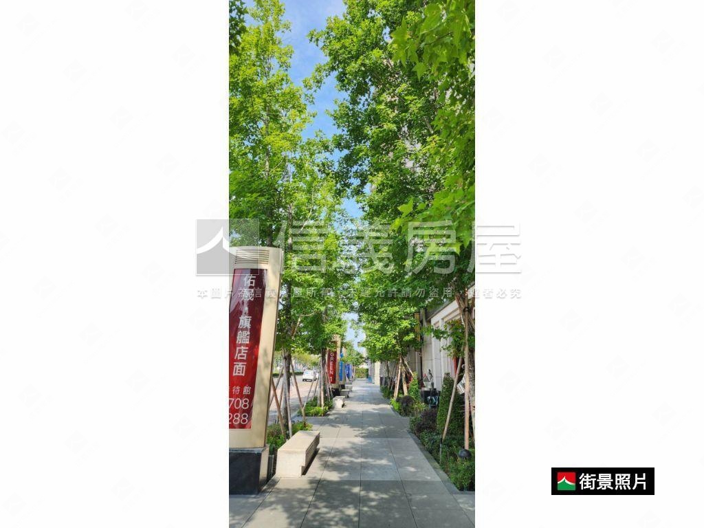 北十二期大面寬店面讚房屋室內格局與周邊環境