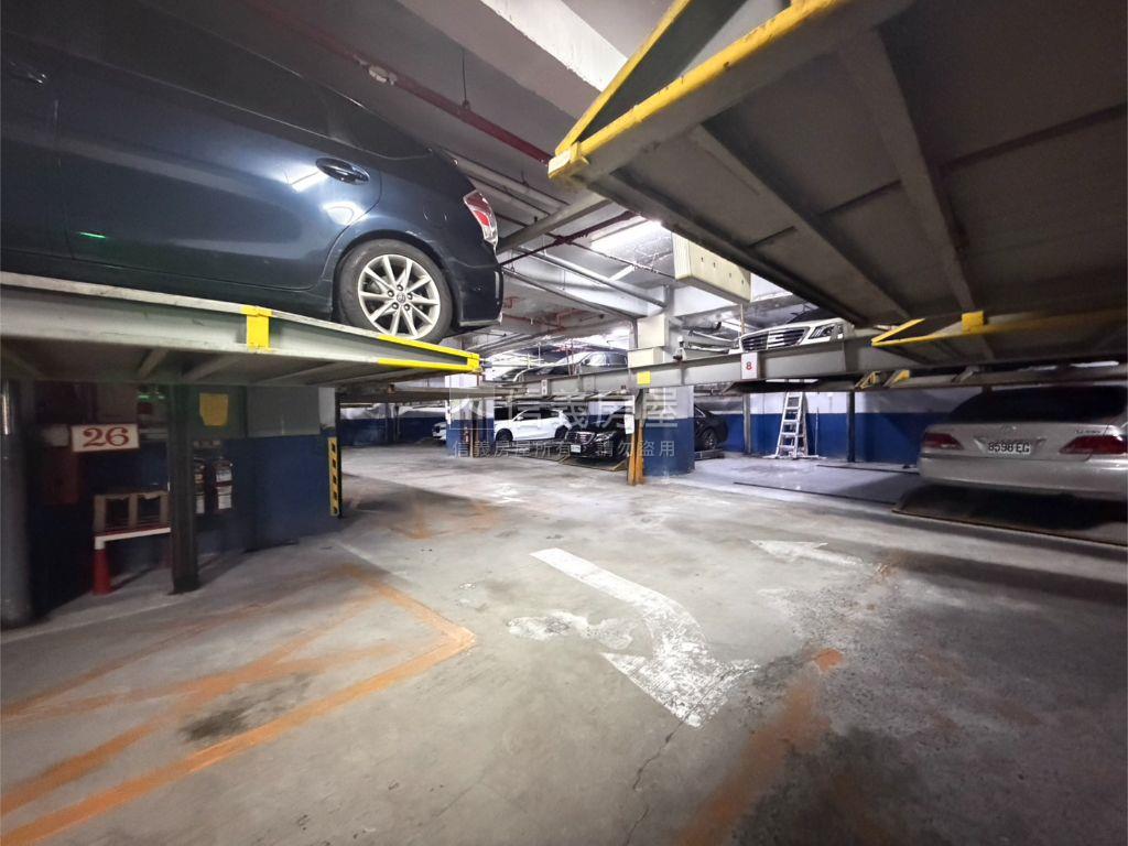 誠售！大安區１６０萬車位房屋室內格局與周邊環境