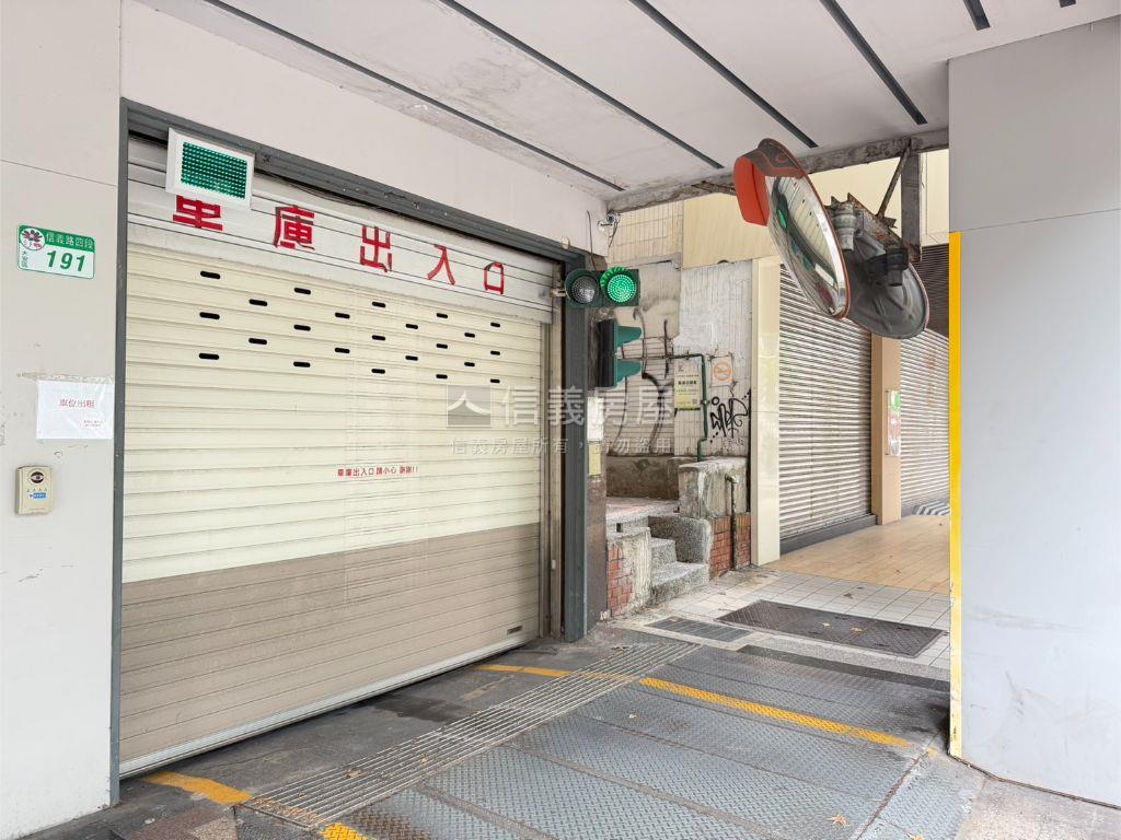 誠售！大安區１６０萬車位房屋室內格局與周邊環境