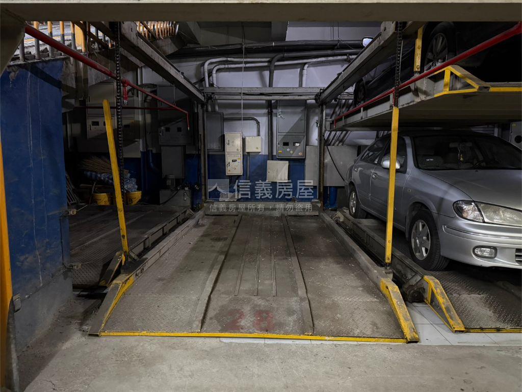 誠售！大安區１６０萬車位房屋室內格局與周邊環境