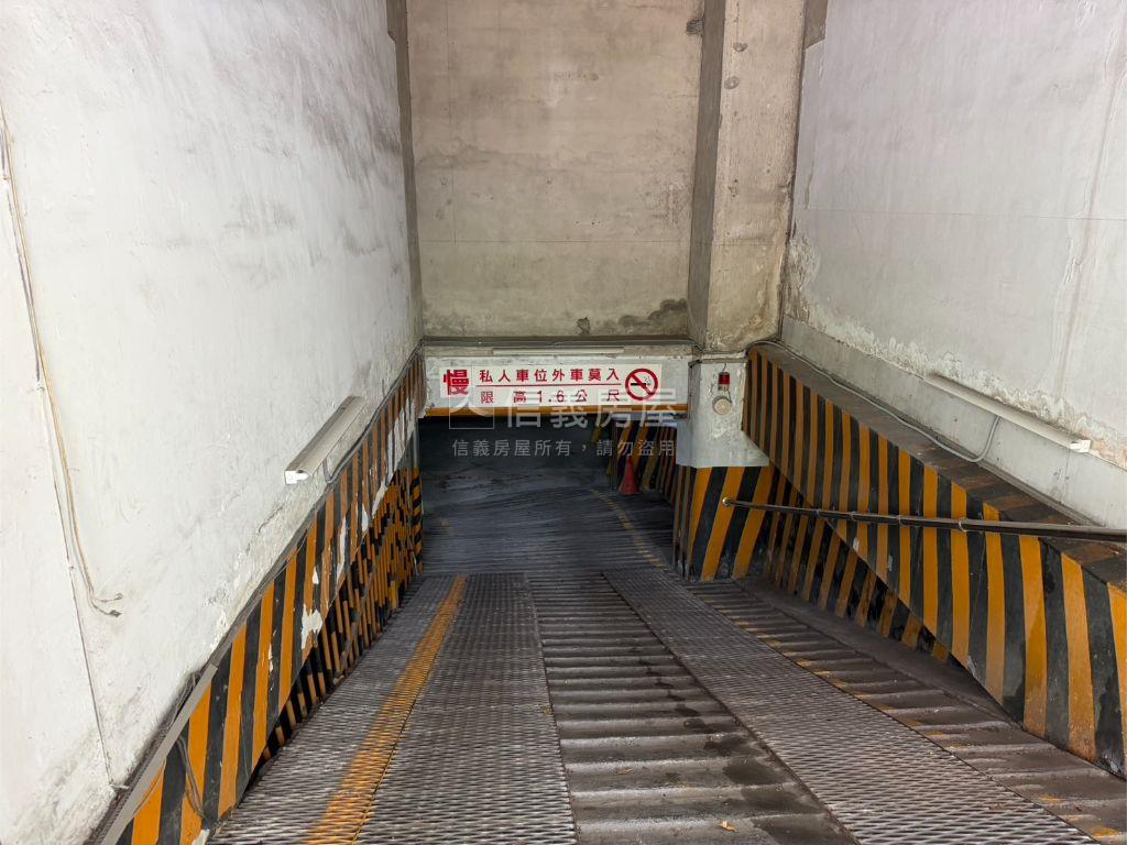誠售！大安區１６０萬車位房屋室內格局與周邊環境