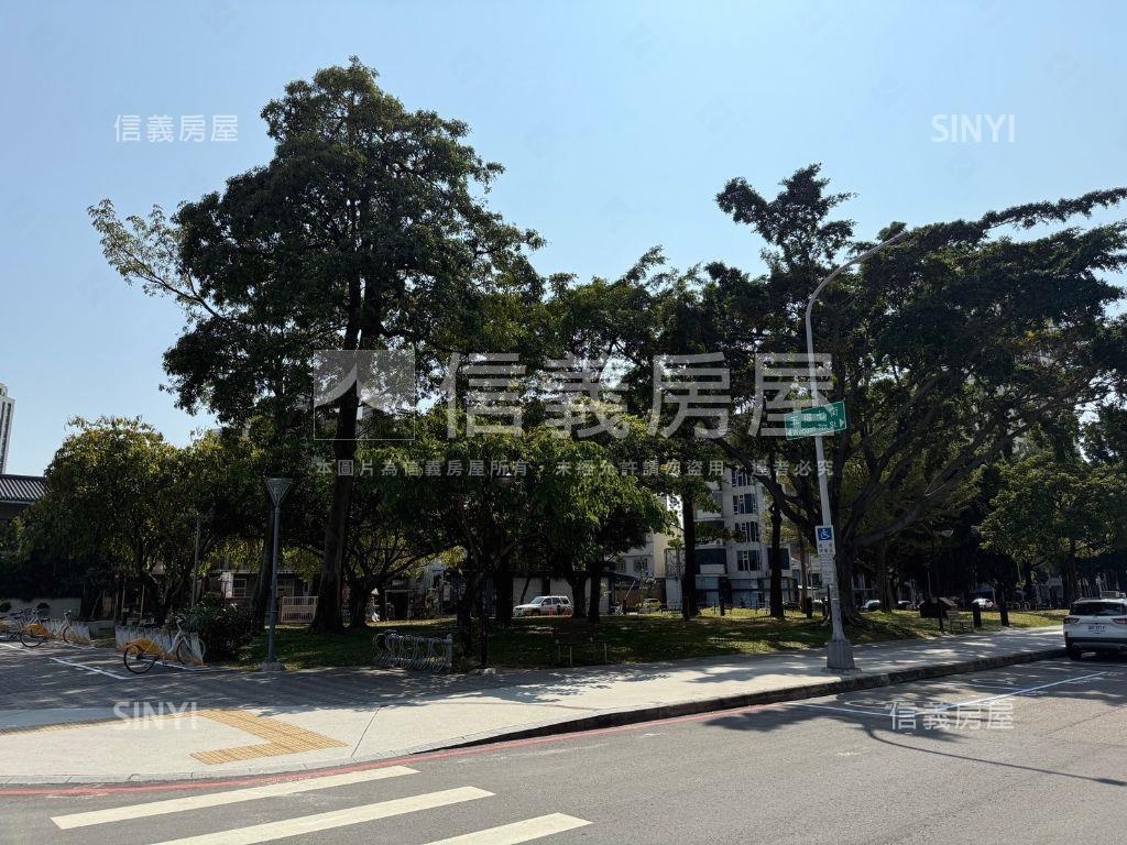 誠售！園道。鋼骨。角墅房屋室內格局與周邊環境