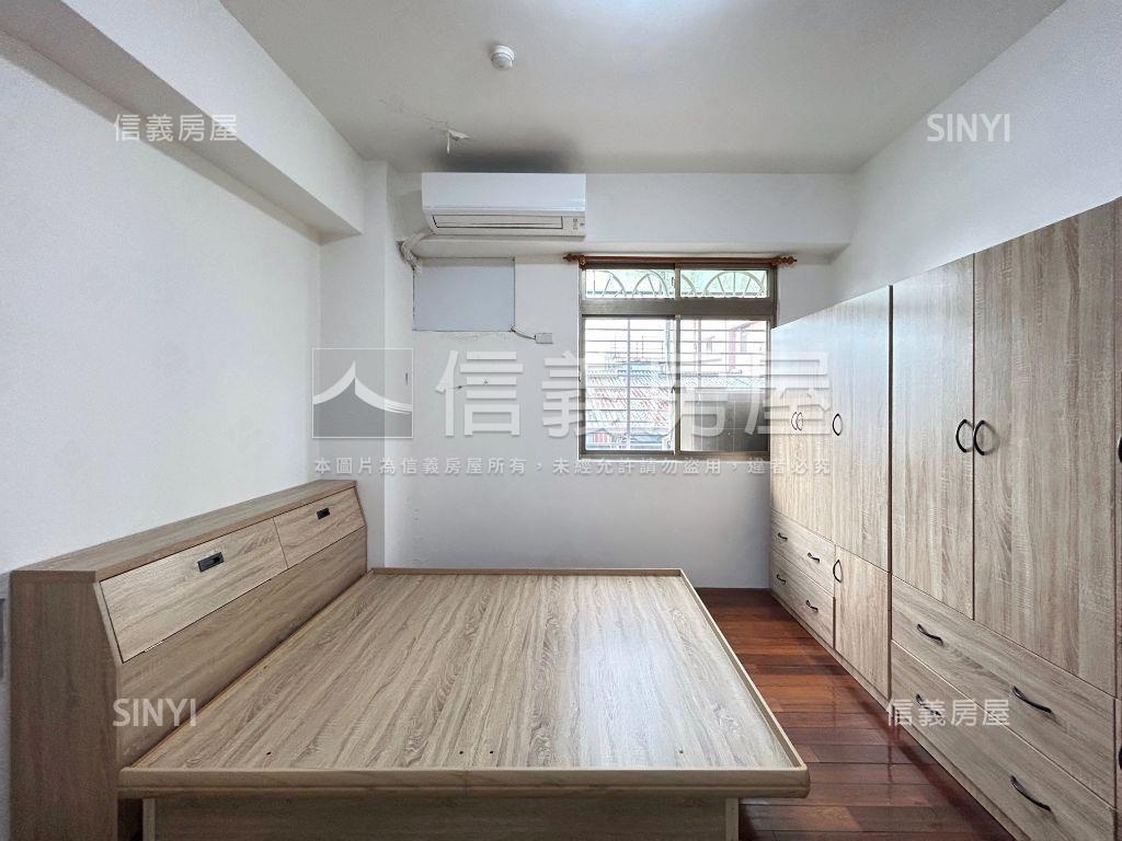 近三峽國小三房車位房屋室內格局與周邊環境