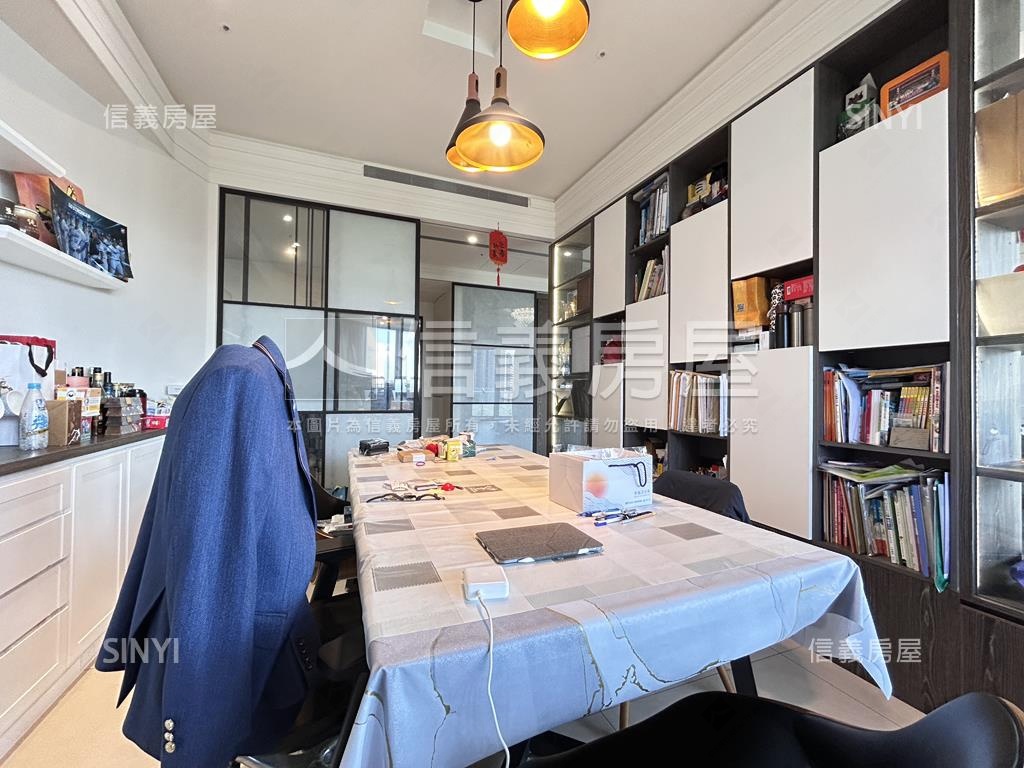 新店河濱溫泉美妝豪邸房屋室內格局與周邊環境