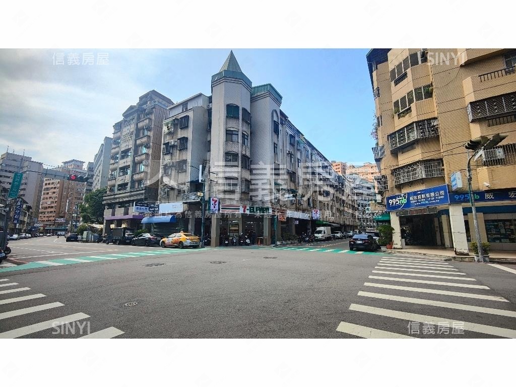 青島路統一超商霸氣角店房屋室內格局與周邊環境