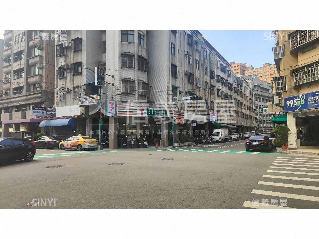 青島路統一超商霸氣角店房屋室內格局與周邊環境