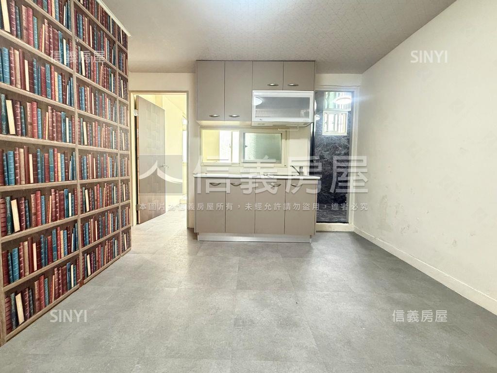 自強大戶富貴雙拼房屋室內格局與周邊環境