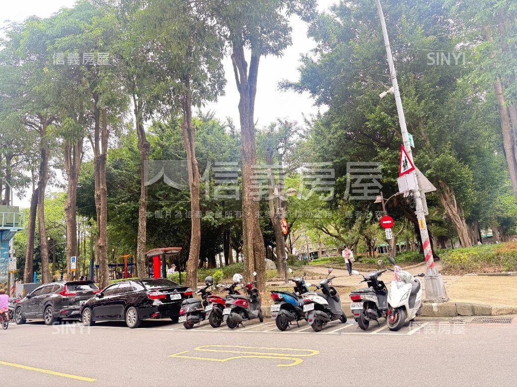 自強大戶富貴雙拼房屋室內格局與周邊環境