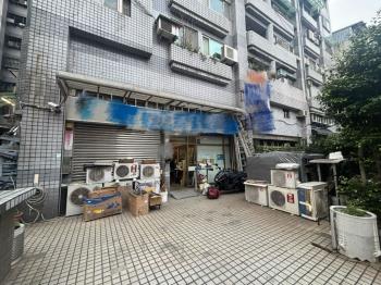 東方麒麟面寬大空間