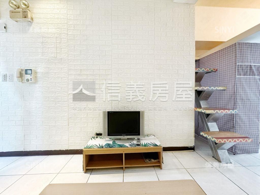 摩天鎮獨特溫馨套房房屋室內格局與周邊環境