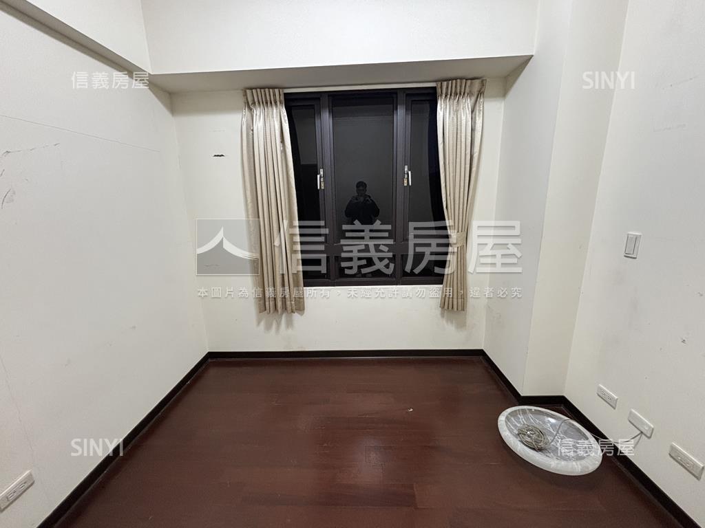 七期青玉岸新整理三房平車房屋室內格局與周邊環境