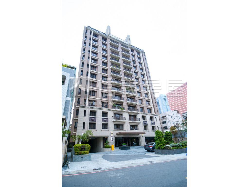 七期青玉岸新整理三房平車房屋室內格局與周邊環境