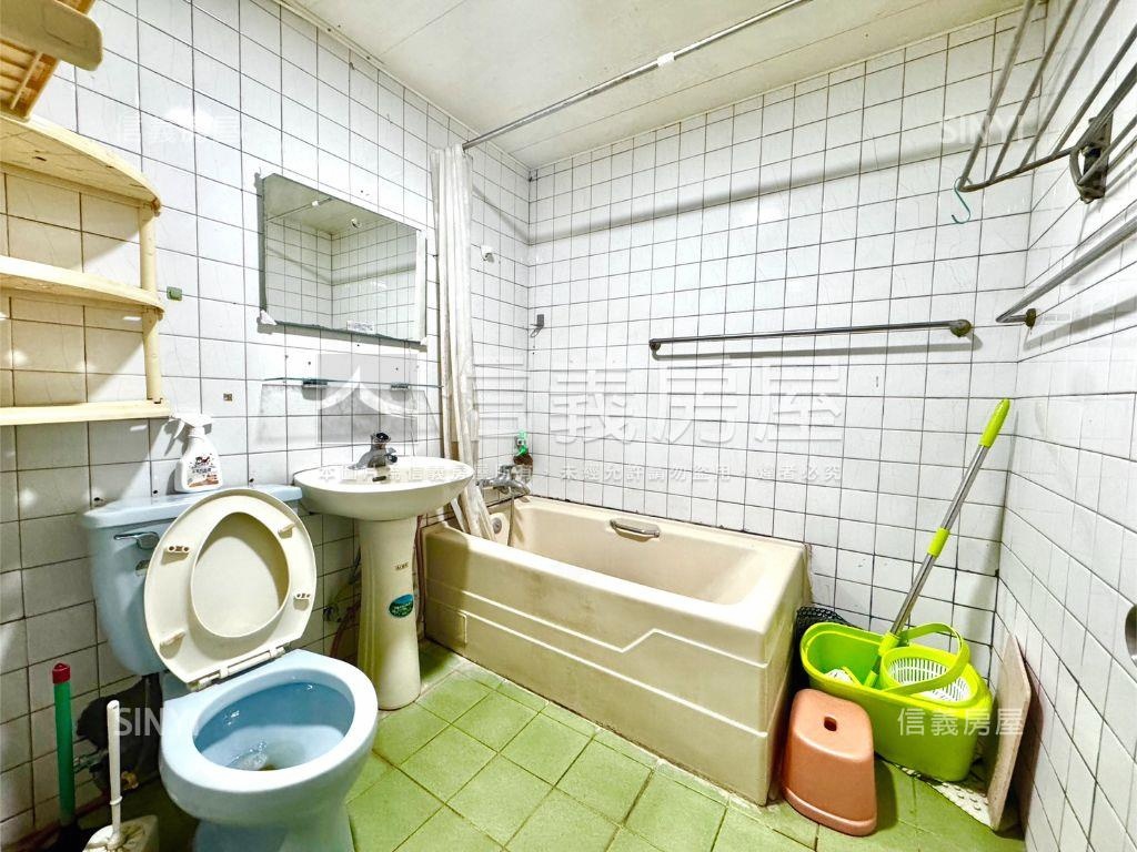 專任。近南門公園公寓房屋室內格局與周邊環境