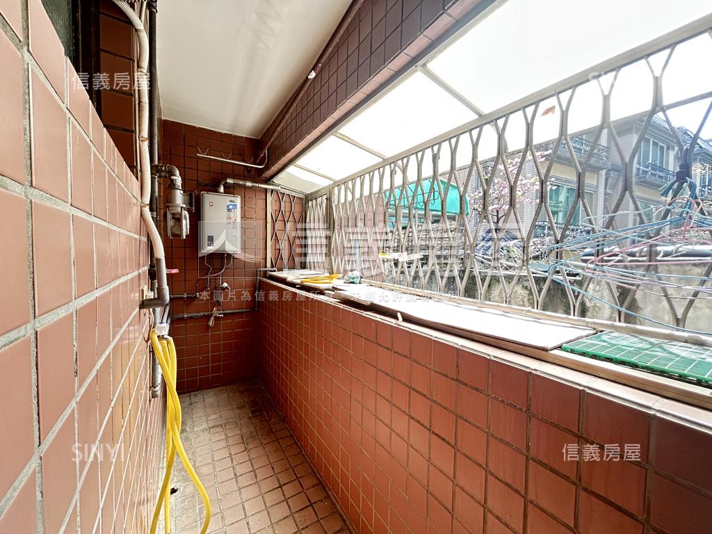 臨大有生活圈三房車位房屋室內格局與周邊環境