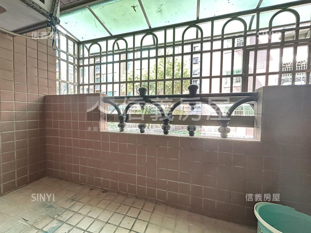 臨大有生活圈三房車位房屋室內格局與周邊環境