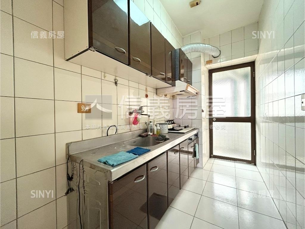 高樓層校園景觀三房一和室房屋室內格局與周邊環境