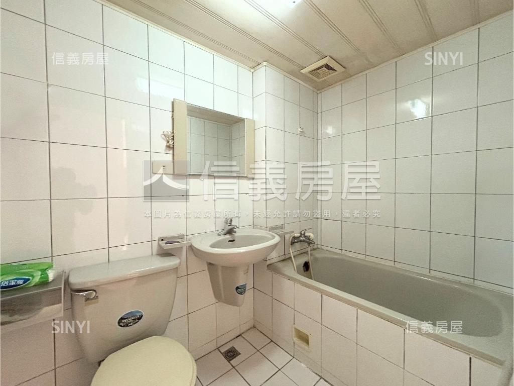 高樓層校園景觀三房一和室房屋室內格局與周邊環境