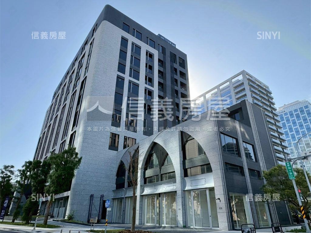 Ａ３明水新創挑高氣派店面房屋室內格局與周邊環境