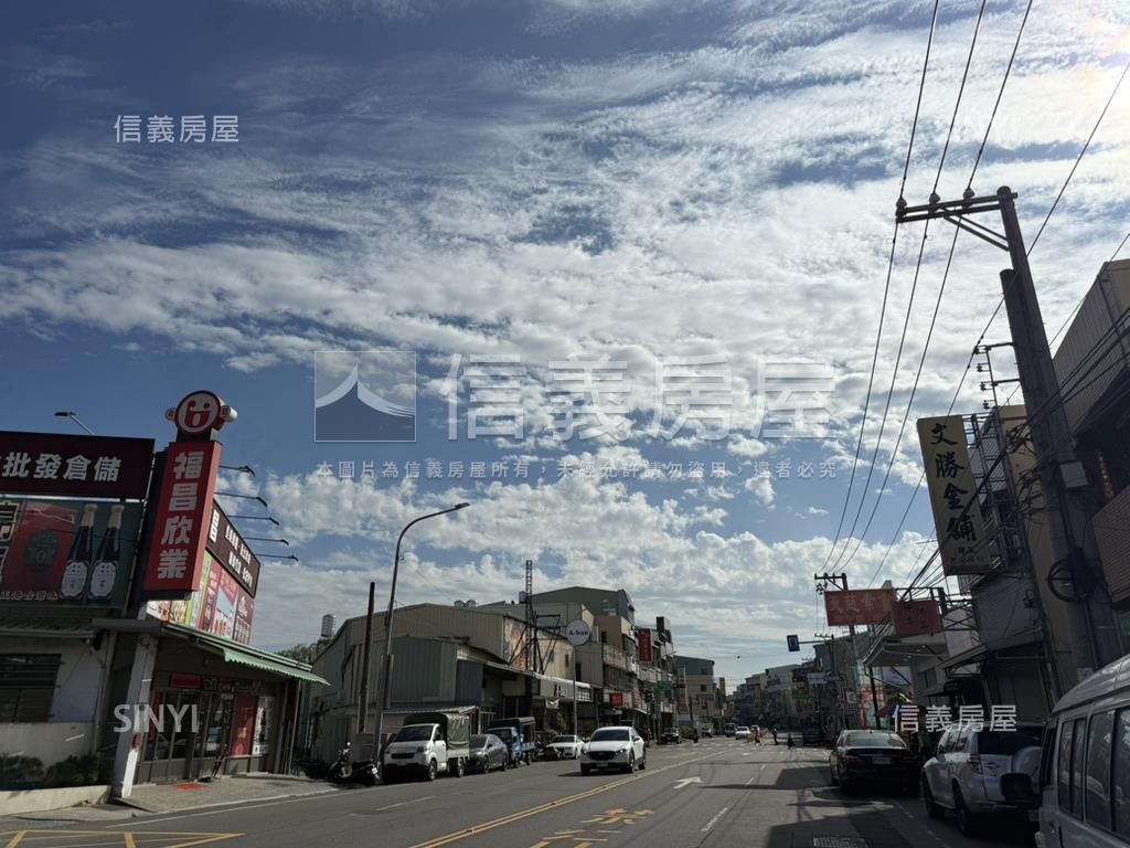 烏日地坪約４８坪金透店房屋室內格局與周邊環境