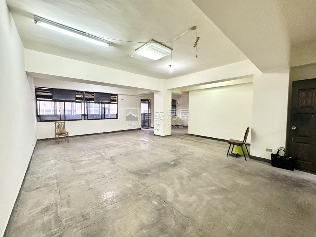 世界大樓房屋室內格局與周邊環境