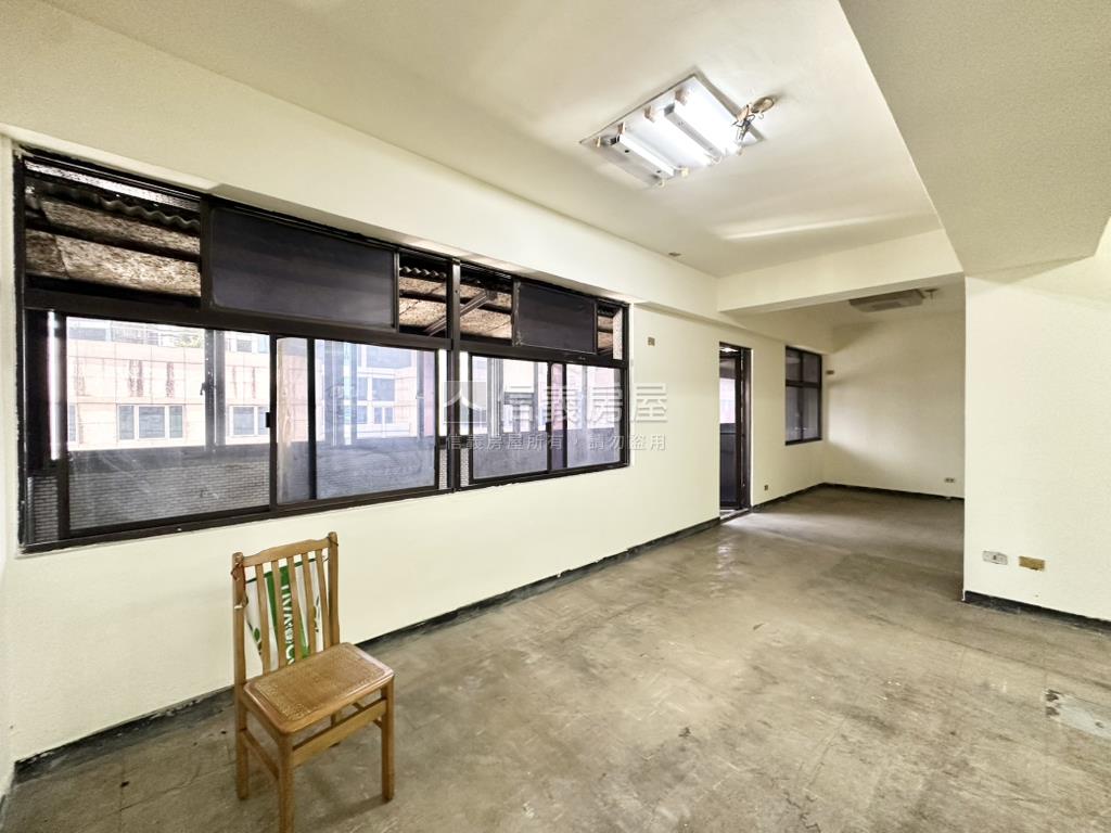 世界大樓房屋室內格局與周邊環境
