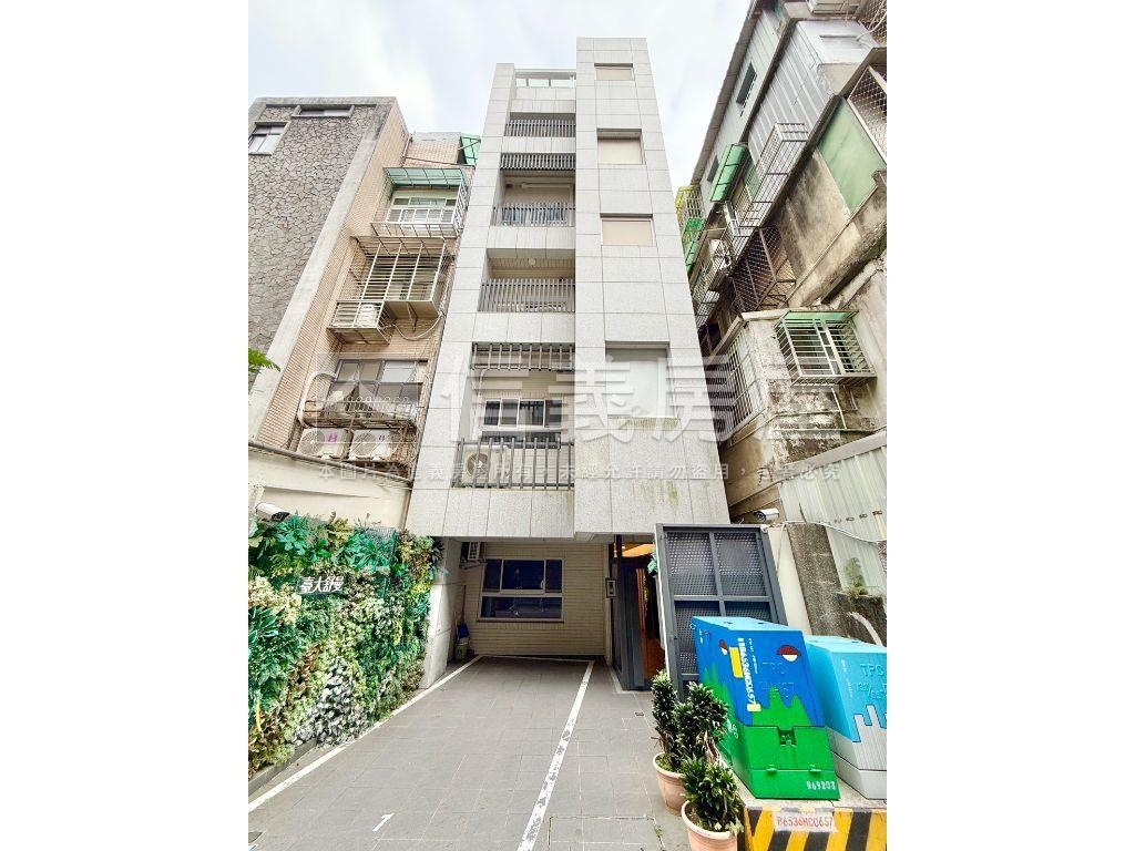 台大舒曼挑高美居房屋室內格局與周邊環境