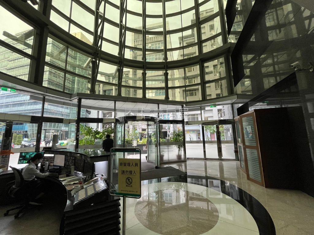 長虹瑞光低總價辦公房屋室內格局與周邊環境