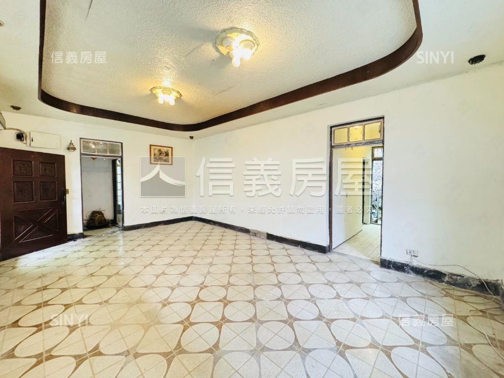 前庭後院稀有百坪美透天房屋室內格局與周邊環境