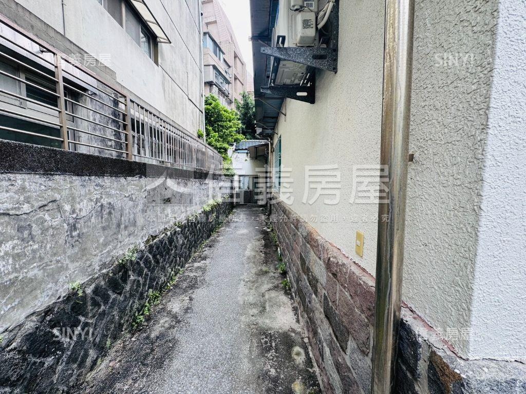 前庭後院稀有百坪美透天房屋室內格局與周邊環境