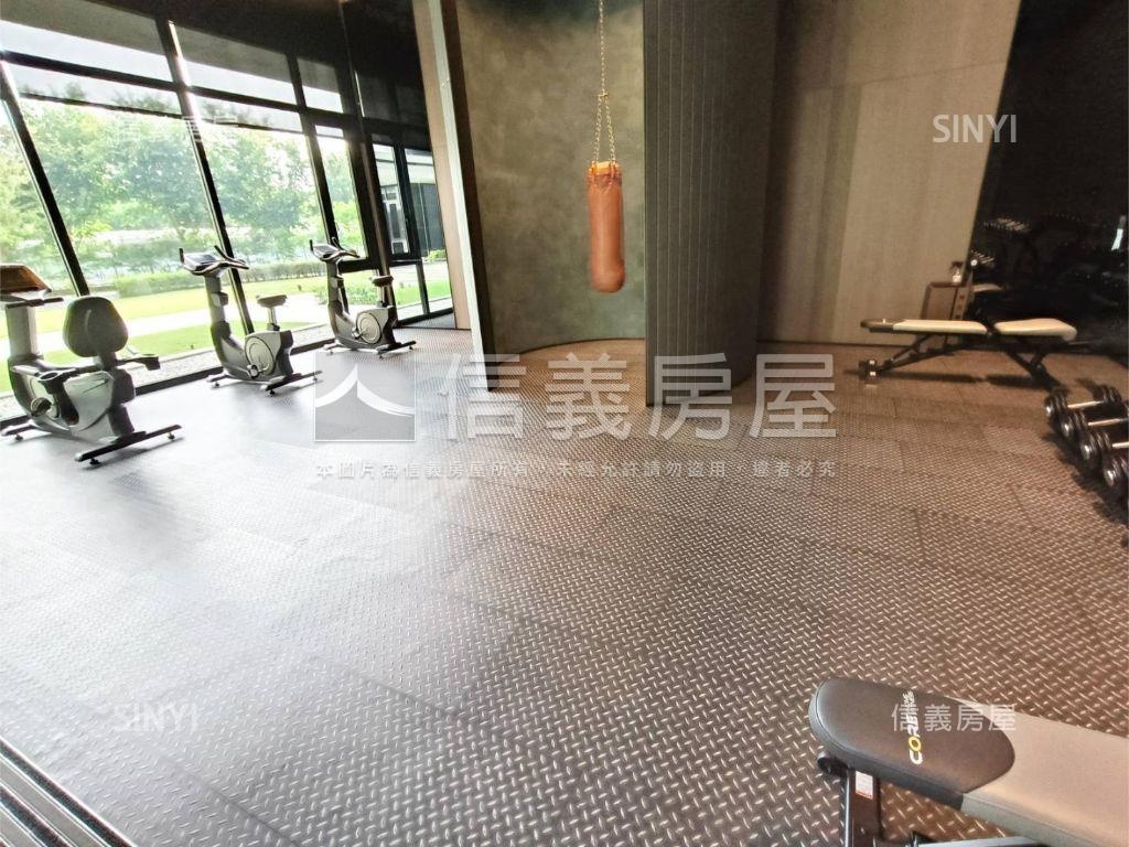 青曦流域吉松精裝美邸平車房屋室內格局與周邊環境