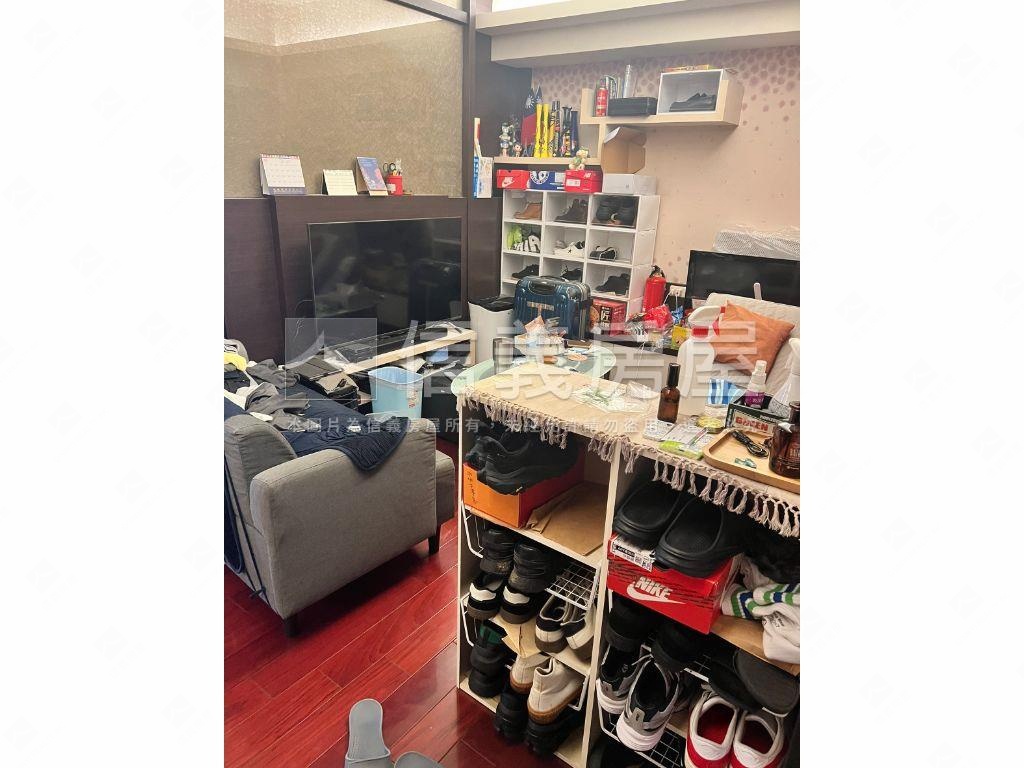 近ＳＯＧＯ漂亮奢華ＬＶ房屋室內格局與周邊環境