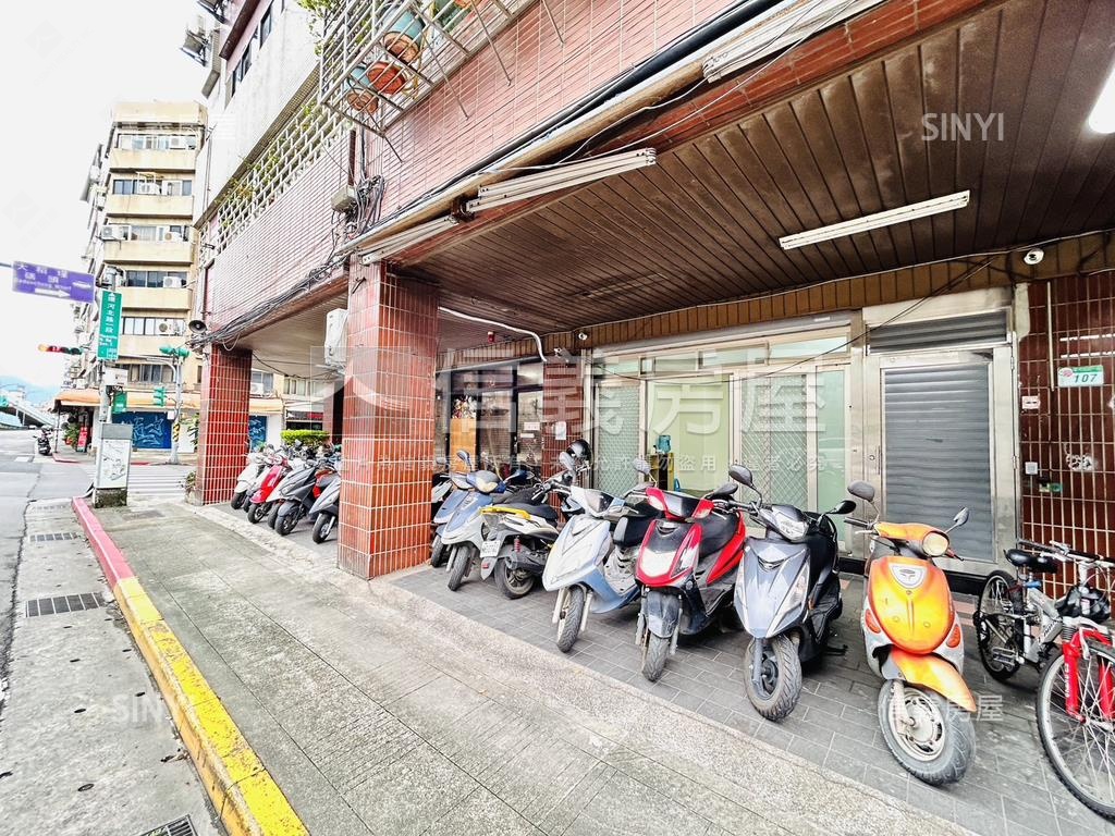 雙子星特區．環河北金店面房屋室內格局與周邊環境