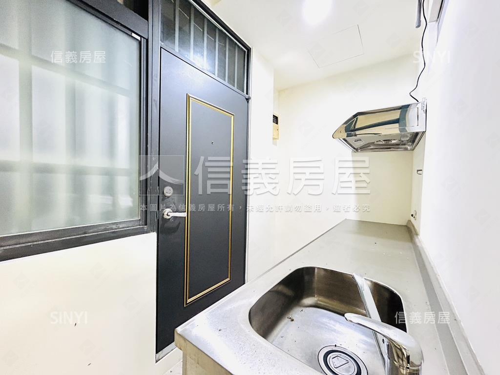 雙子星特區．環河北金店面房屋室內格局與周邊環境