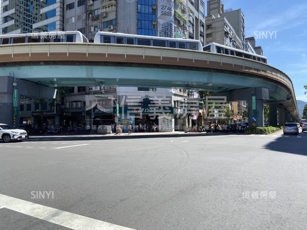 科技捷運採光大空間綠意房屋室內格局與周邊環境