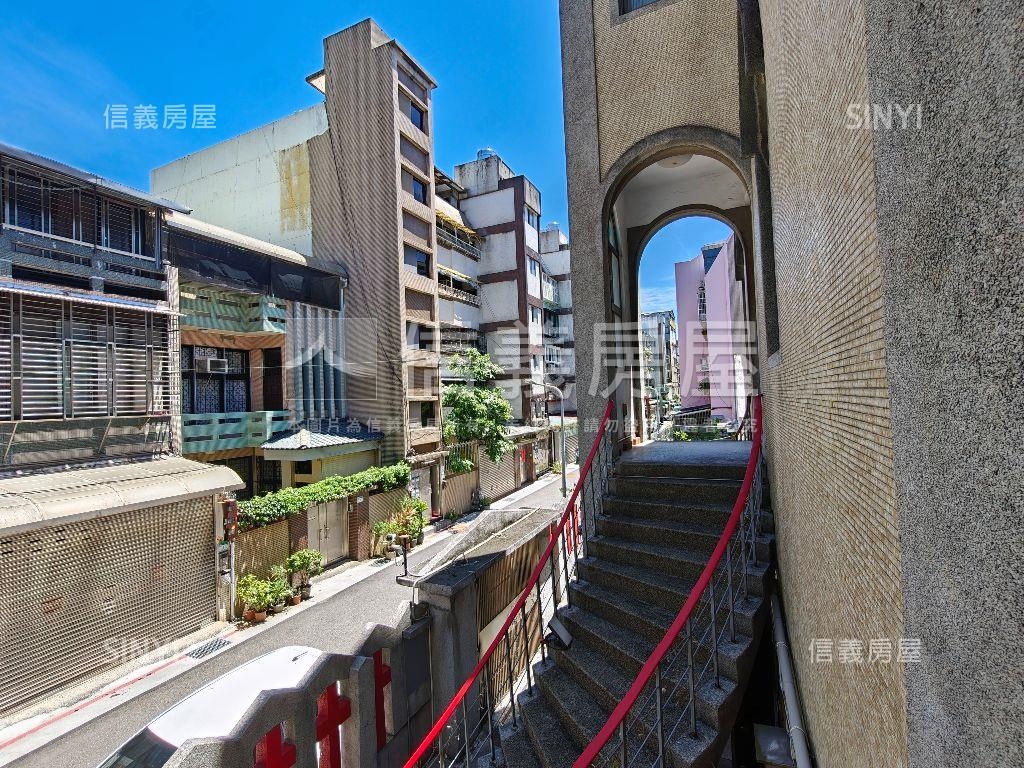 店長推薦邊間公寓二樓房屋室內格局與周邊環境