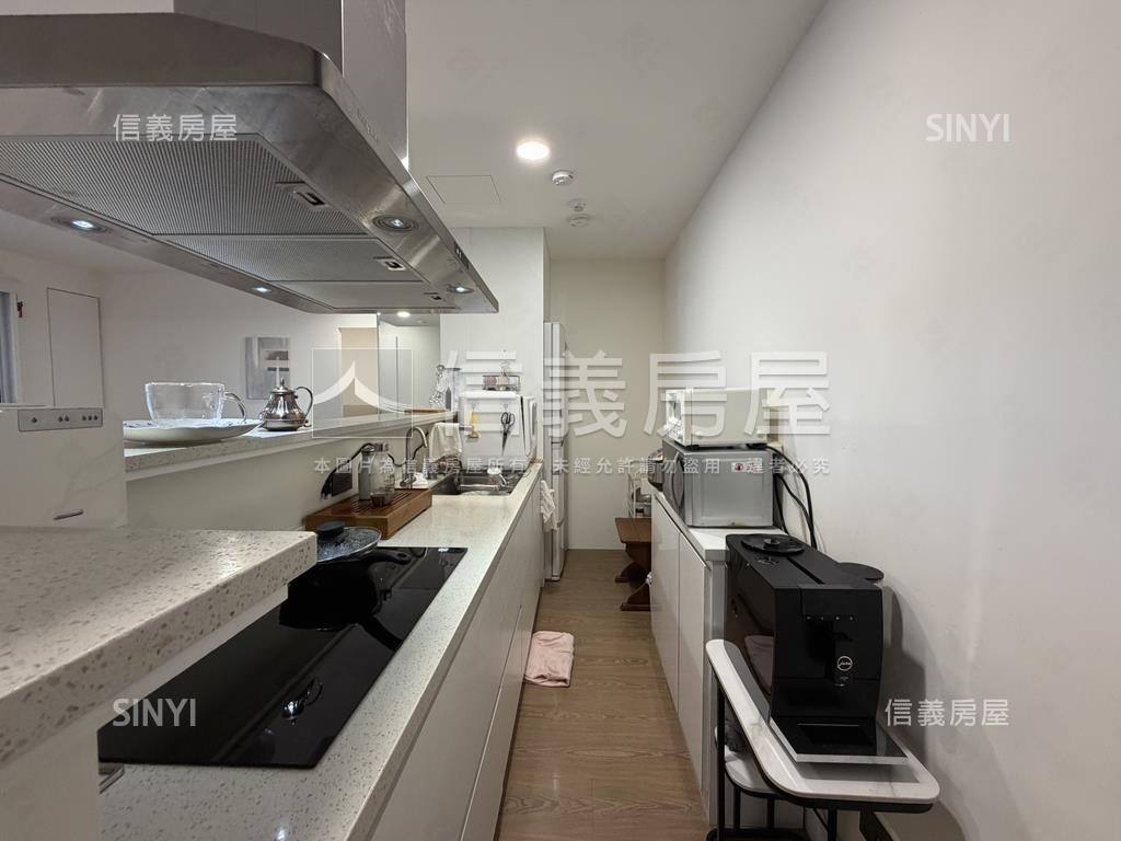 華航景觀鋼骨高樓美屋房屋室內格局與周邊環境