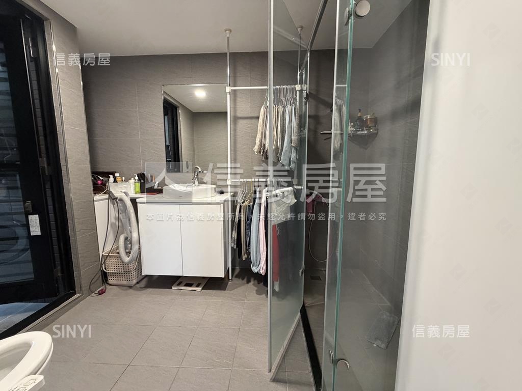 華航景觀鋼骨高樓美屋房屋室內格局與周邊環境