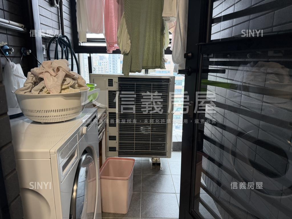 華航景觀鋼骨高樓美屋房屋室內格局與周邊環境