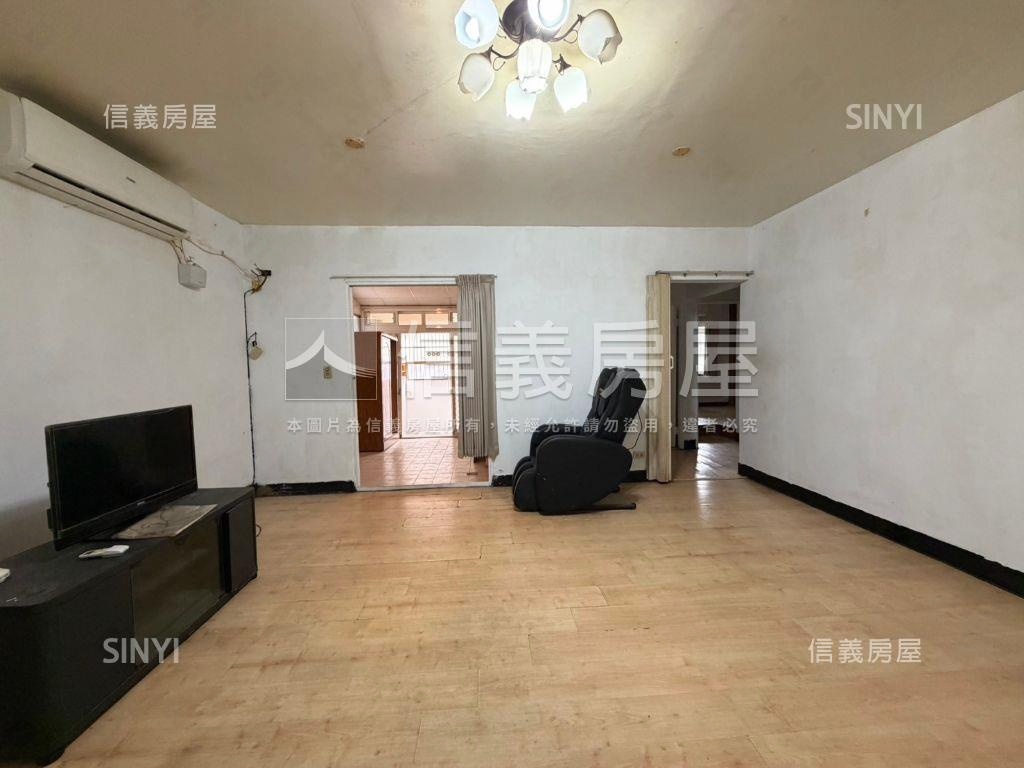 碳佐麻里公園旁一樓寓房屋室內格局與周邊環境