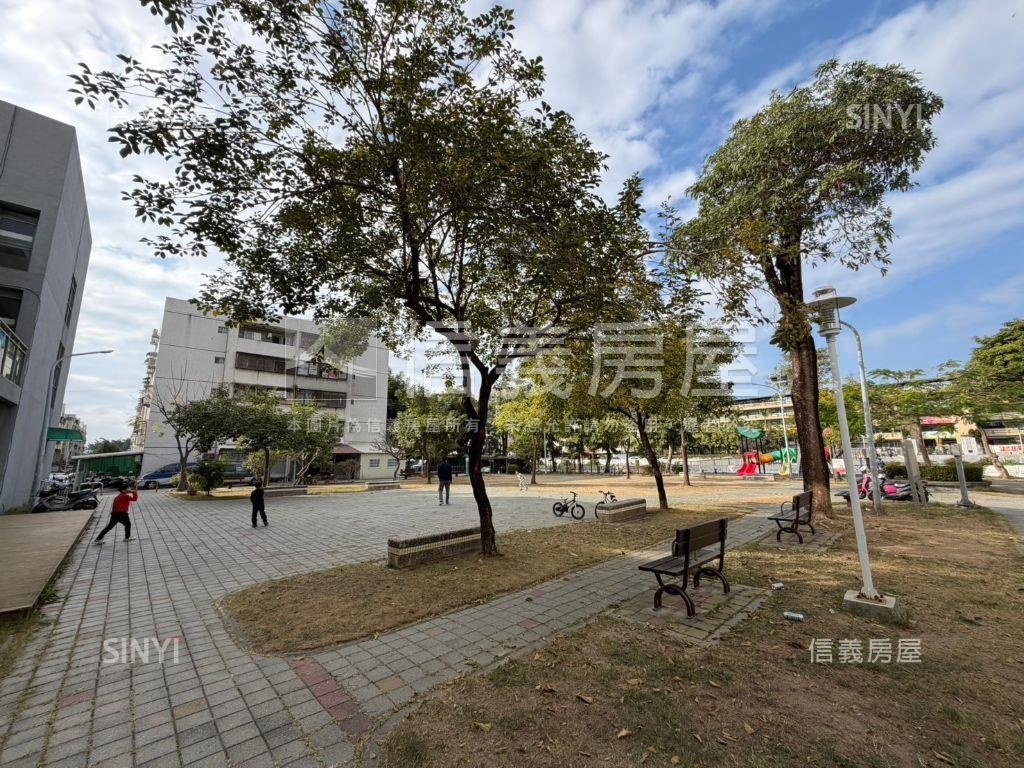 碳佐麻里公園旁一樓寓房屋室內格局與周邊環境