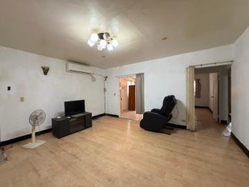 碳佐麻里公園旁一樓寓