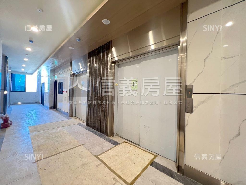 全新智富時代三車位房屋室內格局與周邊環境