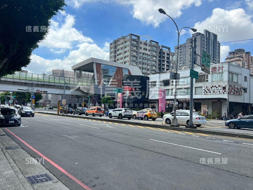 崇德文心黃金地段車位宅房屋室內格局與周邊環境