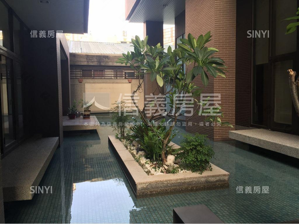 專任ＲＯＯＭ２８兩房車位房屋室內格局與周邊環境