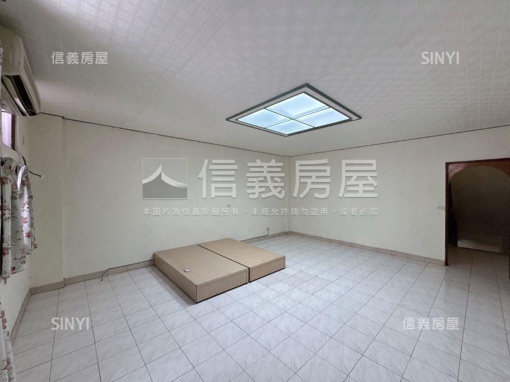育平大坪獨院傳統車墅房屋室內格局與周邊環境