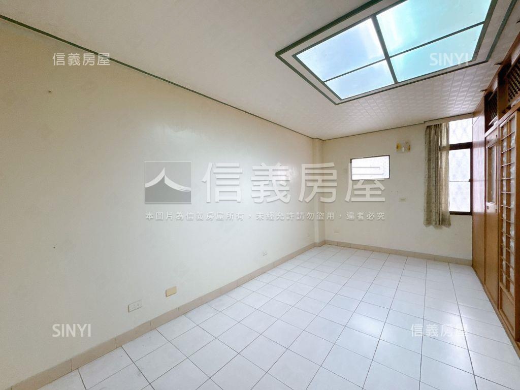 育平大坪獨院傳統車墅房屋室內格局與周邊環境