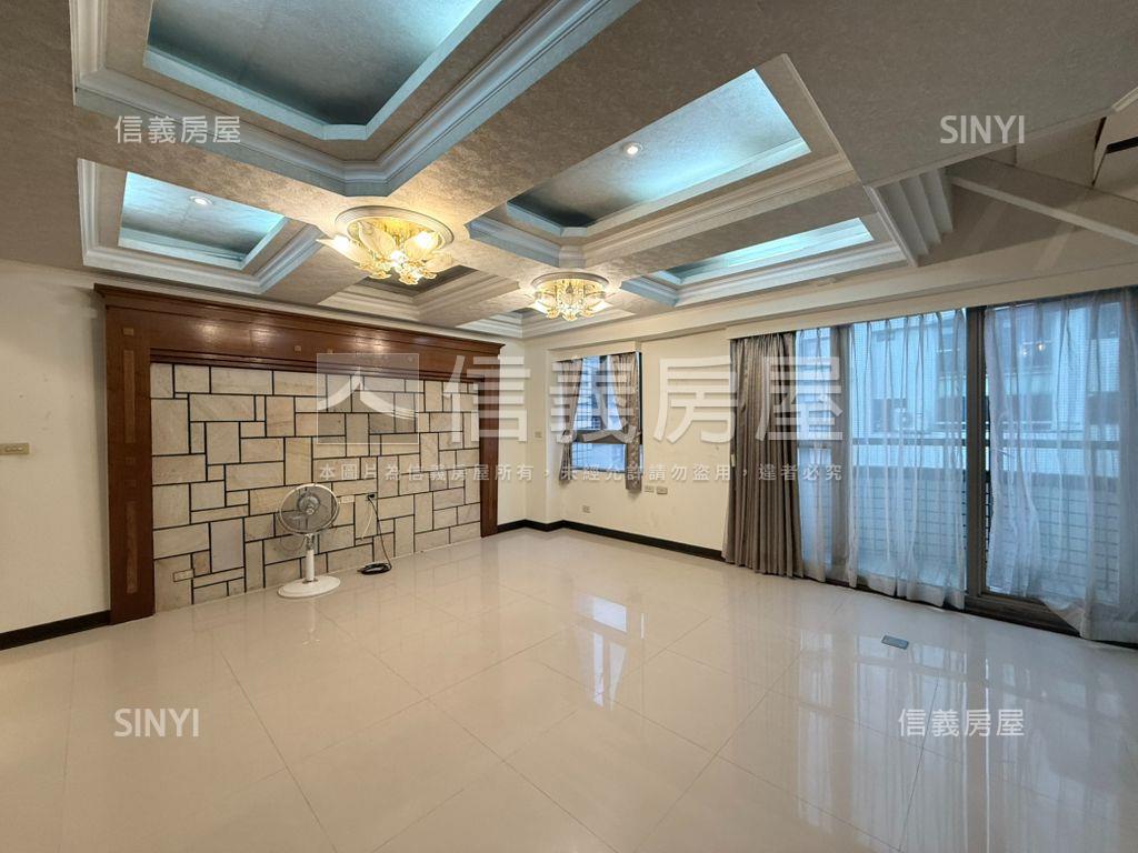 三民路稀有樓中樓房屋室內格局與周邊環境